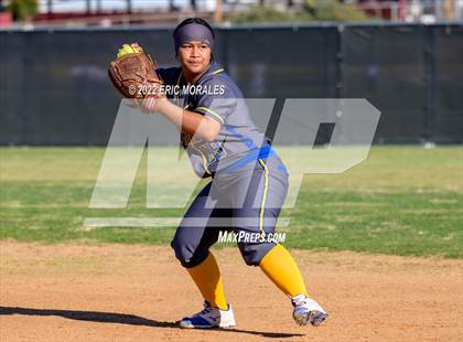 Thumbnail 2 in Mira Mesa @ Sweetwater photogallery.
