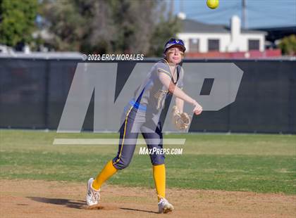 Thumbnail 3 in Mira Mesa @ Sweetwater photogallery.