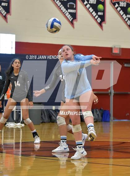 Thumbnail 3 in St. Lucy's vs. Villa Park (Durango Fall Classic) photogallery.