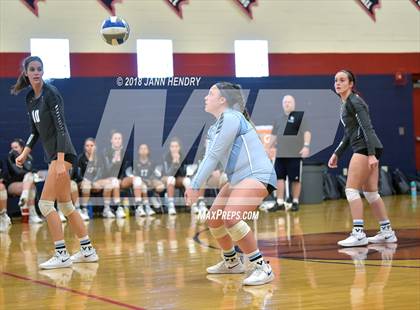 Thumbnail 3 in St. Lucy's vs. Villa Park (Durango Fall Classic) photogallery.