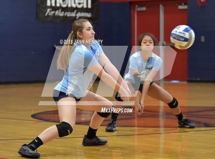 Thumbnail 2 in St. Lucy's vs. Villa Park (Durango Fall Classic) photogallery.