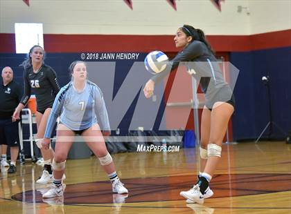 Thumbnail 2 in St. Lucy's vs. Villa Park (Durango Fall Classic) photogallery.