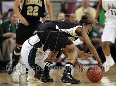 Thumbnail 2 in Magnolia vs. Sacred Heart Cathedral (CIF State D3 Final) photogallery.