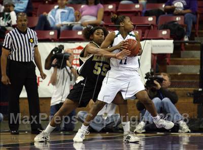 Thumbnail 1 in Magnolia vs. Sacred Heart Cathedral (CIF State D3 Final) photogallery.