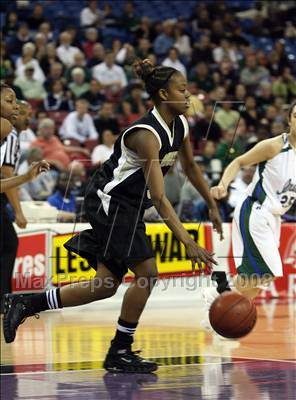 Thumbnail 1 in Magnolia vs. Sacred Heart Cathedral (CIF State D3 Final) photogallery.