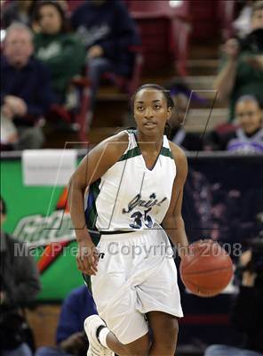 Thumbnail 1 in Magnolia vs. Sacred Heart Cathedral (CIF State D3 Final) photogallery.