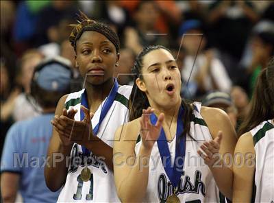 Thumbnail 1 in Magnolia vs. Sacred Heart Cathedral (CIF State D3 Final) photogallery.