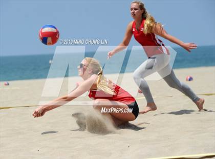Thumbnail 3 in Redondo Union vs. Laguna Beach (IBVL Southern Pacific Quarterfinal) photogallery.