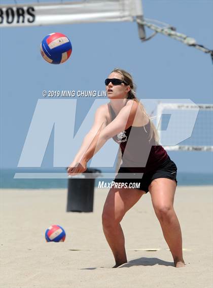 Thumbnail 3 in Redondo Union vs. Laguna Beach (IBVL Southern Pacific Quarterfinal) photogallery.