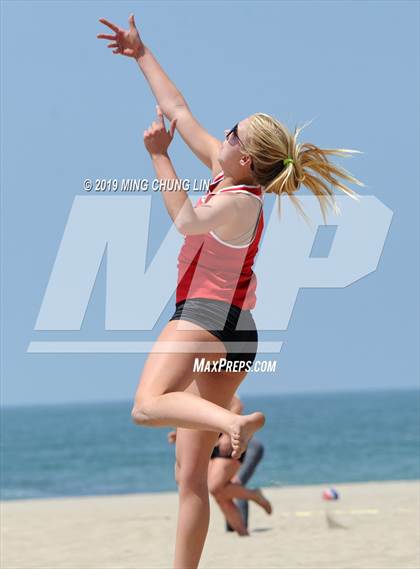 Thumbnail 3 in Redondo Union vs. Laguna Beach (IBVL Southern Pacific Quarterfinal) photogallery.