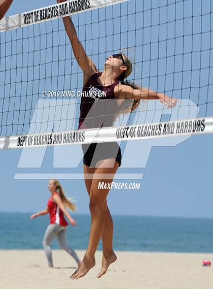 Thumbnail 1 in Redondo Union vs. Laguna Beach (IBVL Southern Pacific Quarterfinal) photogallery.