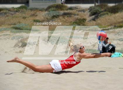 Thumbnail 3 in Redondo Union vs. Laguna Beach (IBVL Southern Pacific Quarterfinal) photogallery.