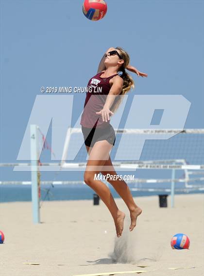 Thumbnail 2 in Redondo Union vs. Laguna Beach (IBVL Southern Pacific Quarterfinal) photogallery.