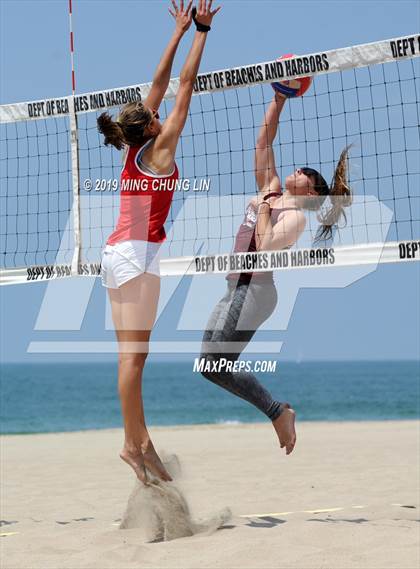 Thumbnail 2 in Redondo Union vs. Laguna Beach (IBVL Southern Pacific Quarterfinal) photogallery.