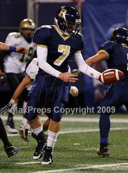 Thumbnail 2 in Ramsey vs. River Dell (NJSIAA Public North 1 Group 2 Final) photogallery.