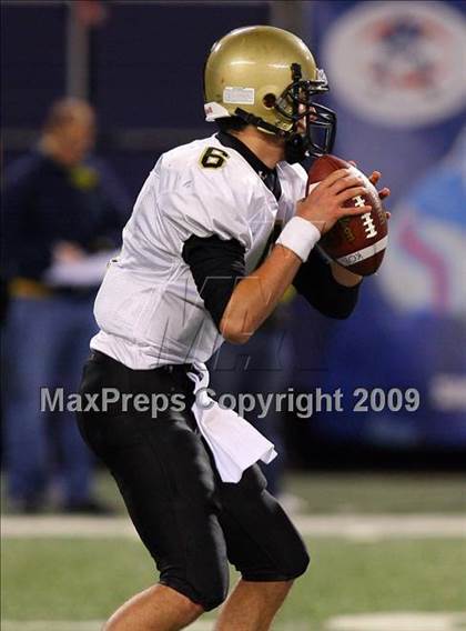 Thumbnail 3 in Ramsey vs. River Dell (NJSIAA Public North 1 Group 2 Final) photogallery.