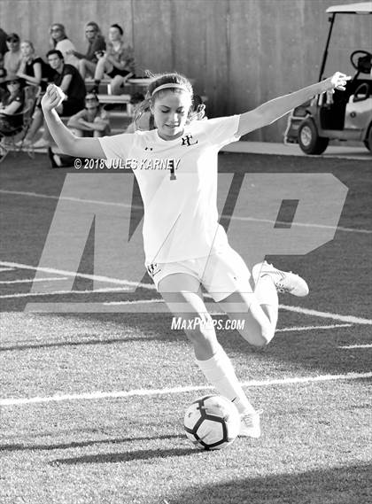 Thumbnail 2 in Faith Lutheran vs Bishop Gorman photogallery.