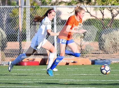 Thumbnail 2 in Faith Lutheran vs Bishop Gorman photogallery.