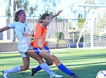 Thumbnail 2 in Faith Lutheran vs Bishop Gorman photogallery.