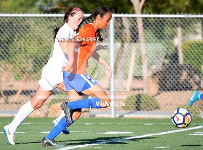 Thumbnail 2 in Faith Lutheran vs Bishop Gorman photogallery.