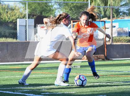 Thumbnail 3 in Faith Lutheran vs Bishop Gorman photogallery.