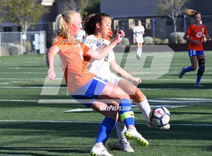 Thumbnail 2 in Faith Lutheran vs Bishop Gorman photogallery.