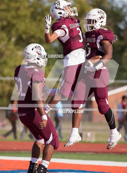Thumbnail 1 in Timber Creek Regional vs. Belleville West photogallery.