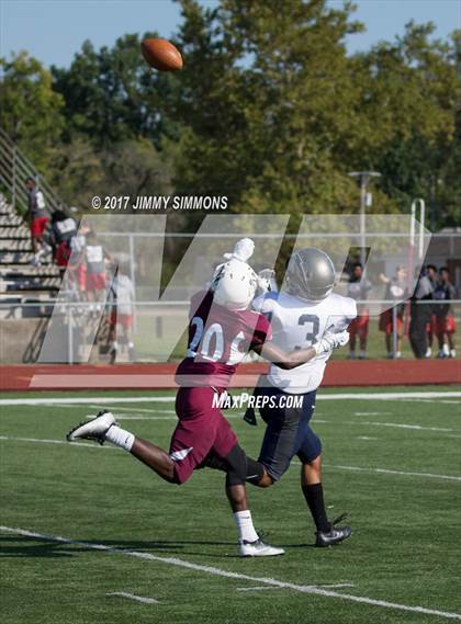 Thumbnail 1 in Timber Creek Regional vs. Belleville West photogallery.
