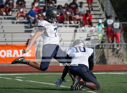 Thumbnail 3 in Timber Creek Regional vs. Belleville West photogallery.