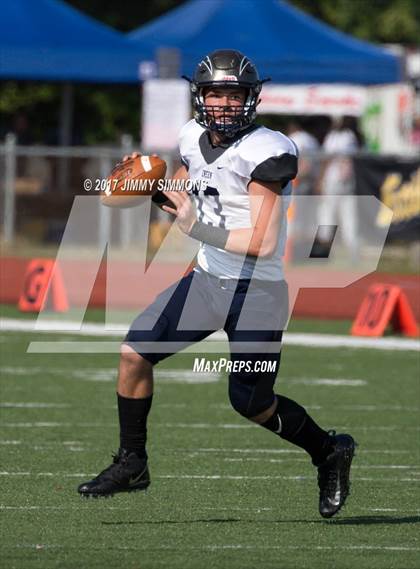 Thumbnail 3 in Timber Creek Regional vs. Belleville West photogallery.