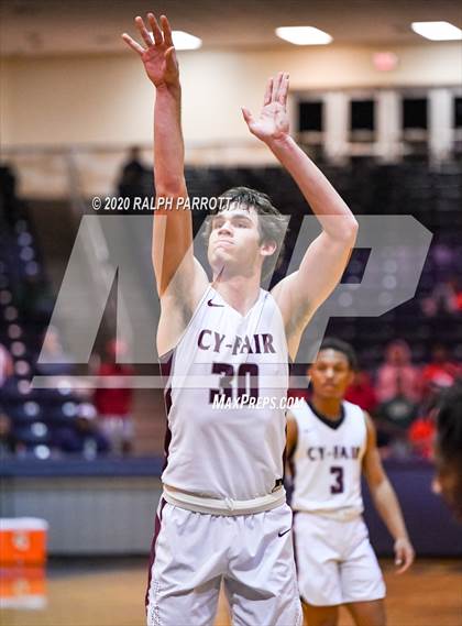 Thumbnail 3 in Fort Bend Travis vs. Cy-Fair (UIL 6A Area Playoff) photogallery.