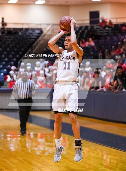 Thumbnail 2 in Fort Bend Travis vs. Cy-Fair (UIL 6A Area Playoff) photogallery.