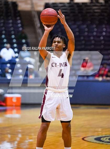 Thumbnail 3 in Fort Bend Travis vs. Cy-Fair (UIL 6A Area Playoff) photogallery.