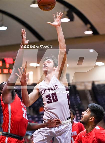 Thumbnail 3 in Fort Bend Travis vs. Cy-Fair (UIL 6A Area Playoff) photogallery.