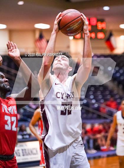 Thumbnail 3 in Fort Bend Travis vs. Cy-Fair (UIL 6A Area Playoff) photogallery.