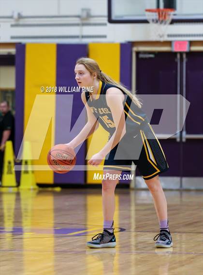 Thumbnail 1 in West Genesee vs. Shenendehowa (Amsterdam Holiday College Showcase) photogallery.