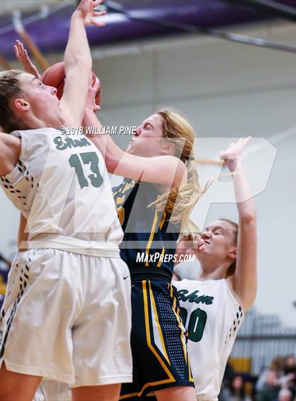 Thumbnail 1 in West Genesee vs. Shenendehowa (Amsterdam Holiday College Showcase) photogallery.
