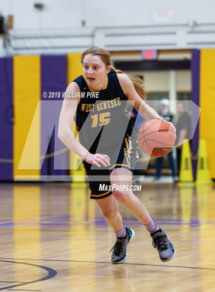 Thumbnail 1 in West Genesee vs. Shenendehowa (Amsterdam Holiday College Showcase) photogallery.