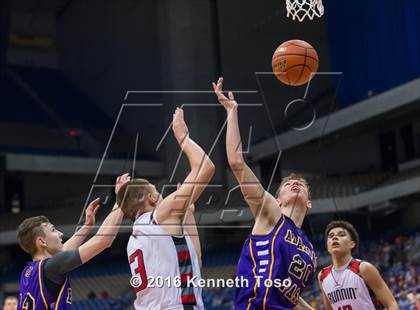 Thumbnail 3 in Brownfield vs. Aransas Pass (UIL 3A Semifinal) photogallery.