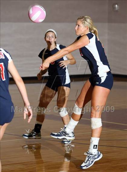 Thumbnail 2 in Allen vs Seven Lakes (Pearland Volleyball Classic) photogallery.