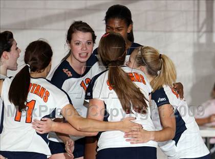 Thumbnail 2 in Allen vs Seven Lakes (Pearland Volleyball Classic) photogallery.