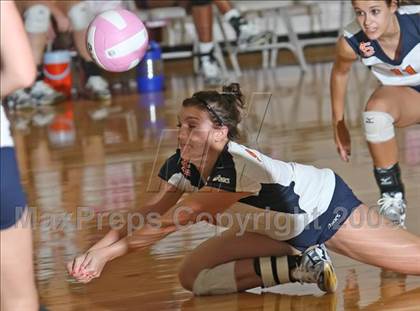 Thumbnail 2 in Allen vs Seven Lakes (Pearland Volleyball Classic) photogallery.
