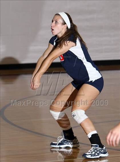 Thumbnail 2 in Allen vs Seven Lakes (Pearland Volleyball Classic) photogallery.