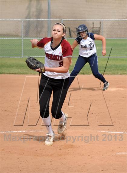 Thumbnail 3 in Trabuco Hills vs. Esperanza photogallery.