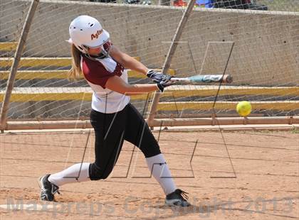 Thumbnail 3 in Trabuco Hills vs. Esperanza photogallery.