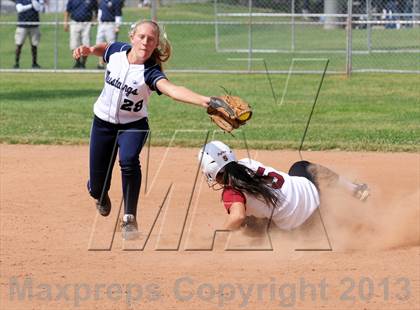 Thumbnail 2 in Trabuco Hills vs. Esperanza photogallery.