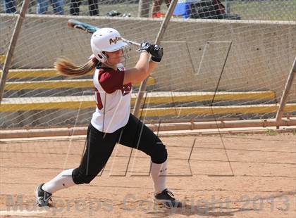 Thumbnail 3 in Trabuco Hills vs. Esperanza photogallery.