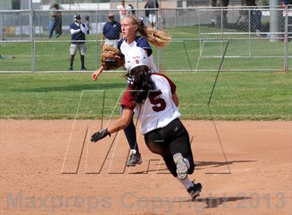 Thumbnail 1 in Trabuco Hills vs. Esperanza photogallery.
