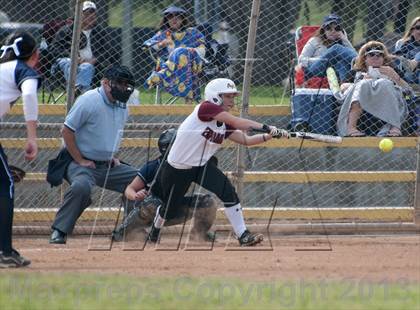 Thumbnail 3 in Trabuco Hills vs. Esperanza photogallery.