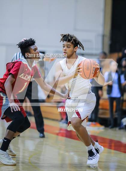 Thumbnail 2 in Alemany vs Oaks Christian (17th Annual Rose City Roundball Classic) photogallery.